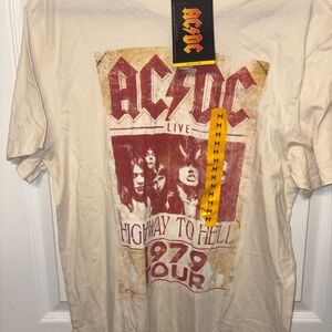 NWT AC/DC band tee